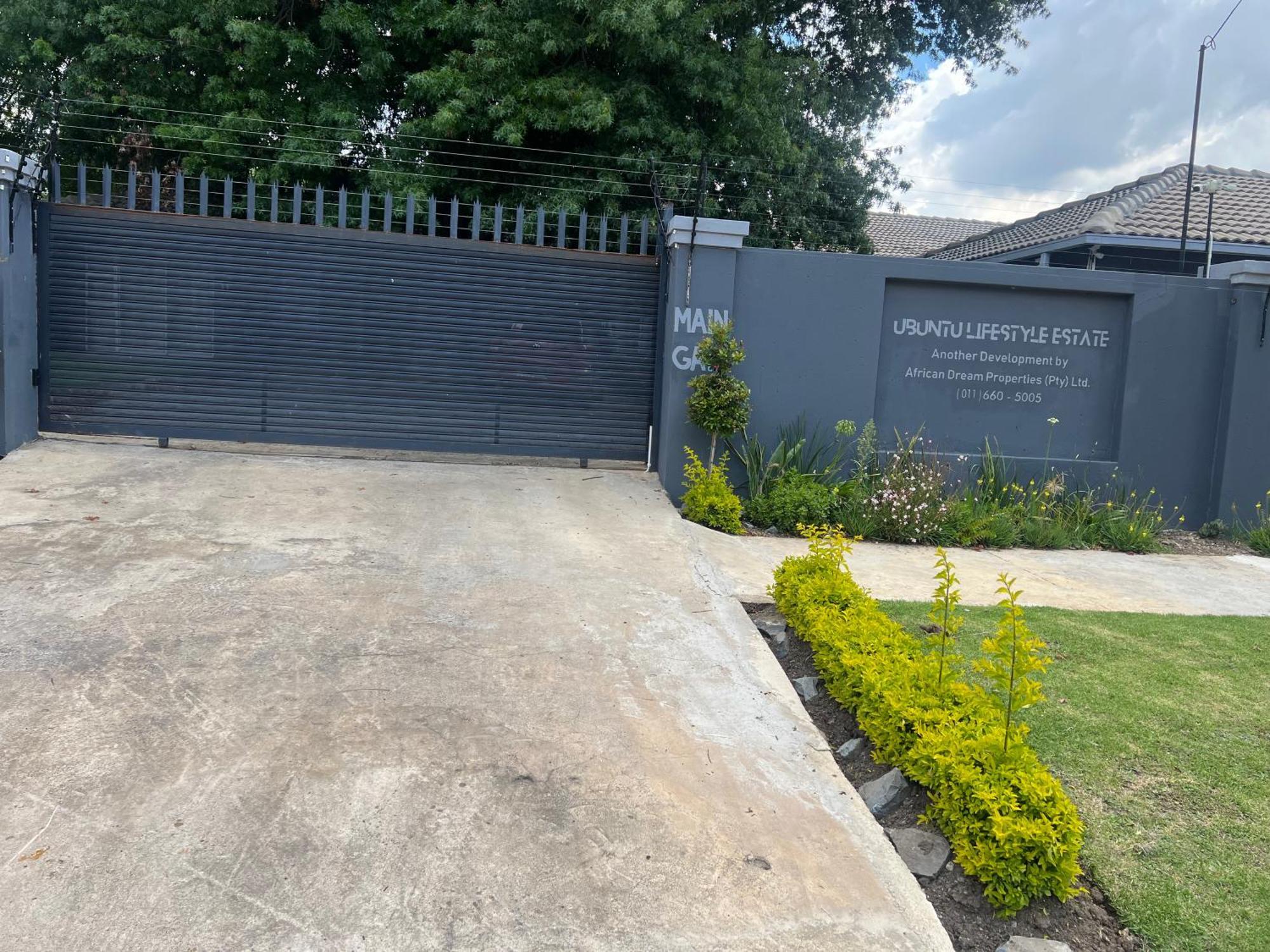 Ubuntu Lifestyle Estate Hotel Krugersdorp Buitenkant foto