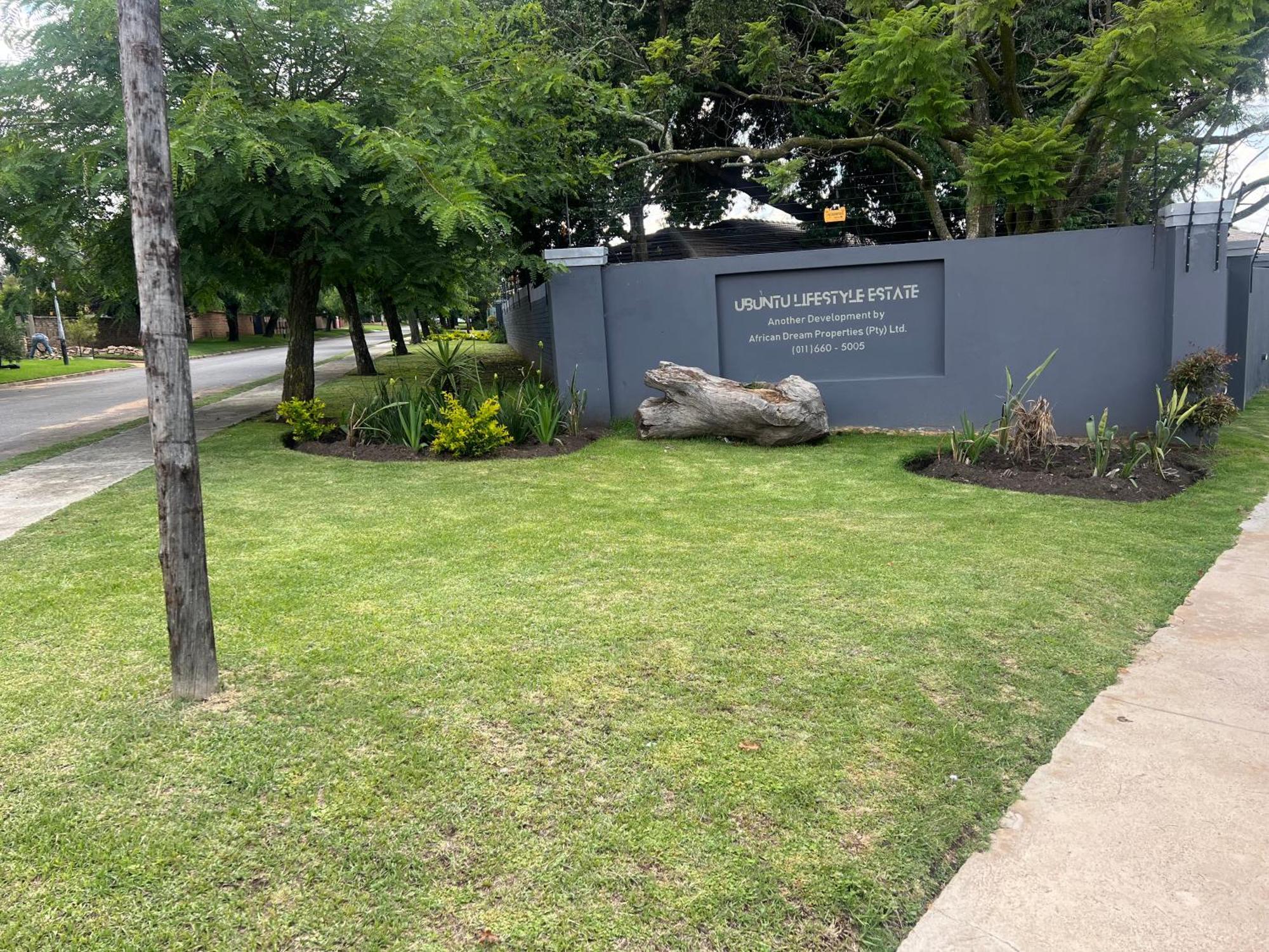 Ubuntu Lifestyle Estate Hotel Krugersdorp Buitenkant foto