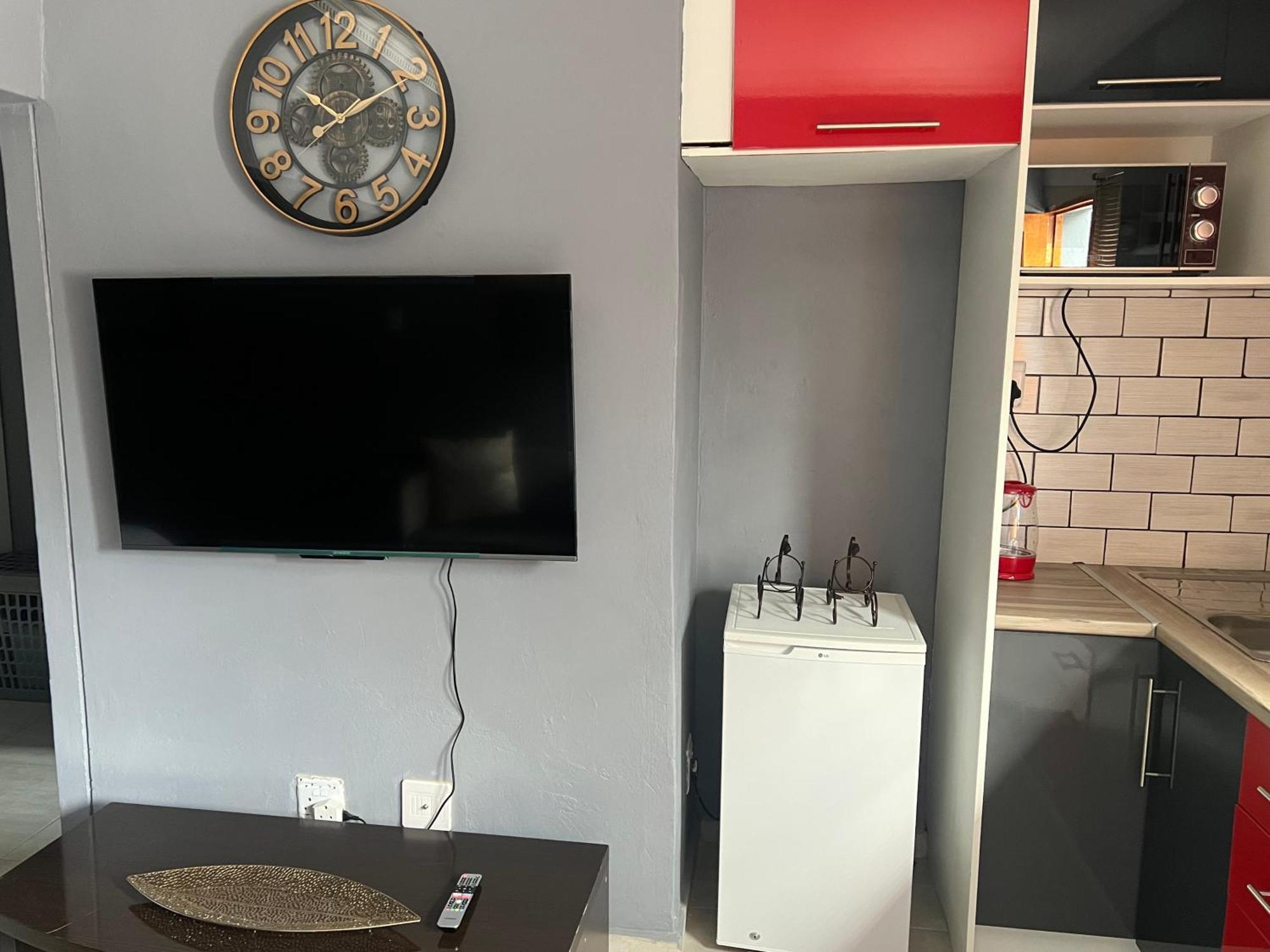 Ubuntu Lifestyle Estate Hotel Krugersdorp Buitenkant foto