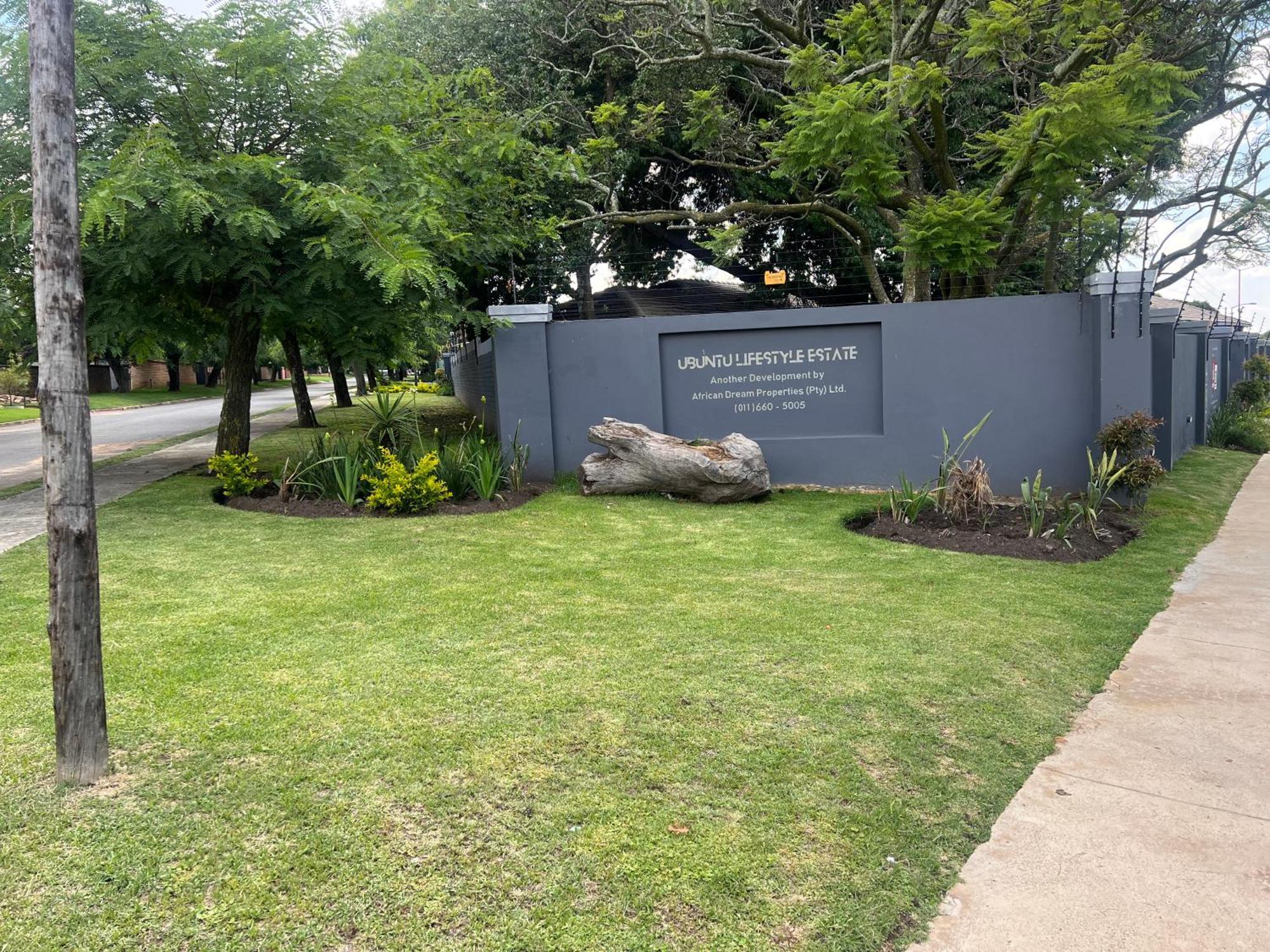 Ubuntu Lifestyle Estate Hotel Krugersdorp Buitenkant foto